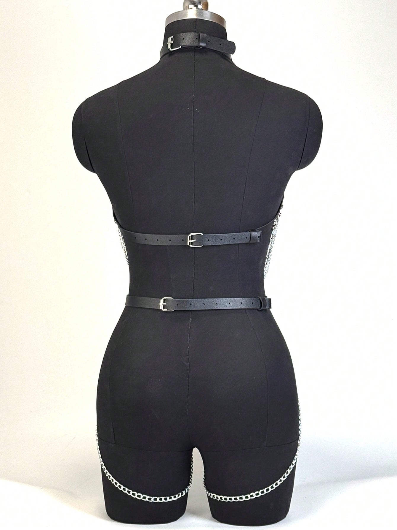 Ceinture Harnais Tendance en C - Garter Belt Set avis et prix